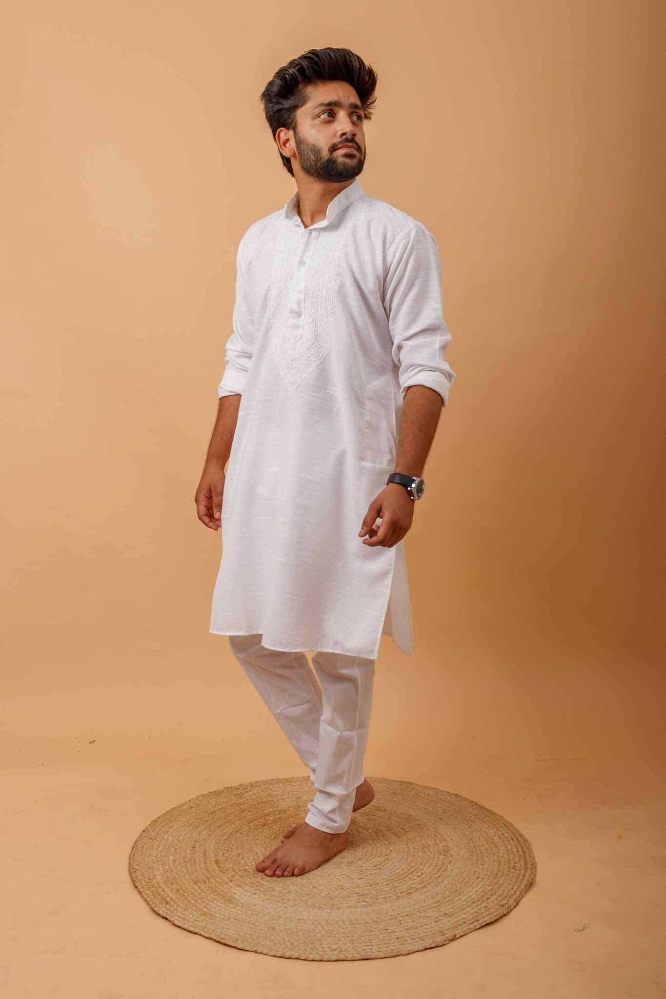 Arsh Handcrafted White Neck Embroidered Jute Cotton Men's Kurta - Image 3