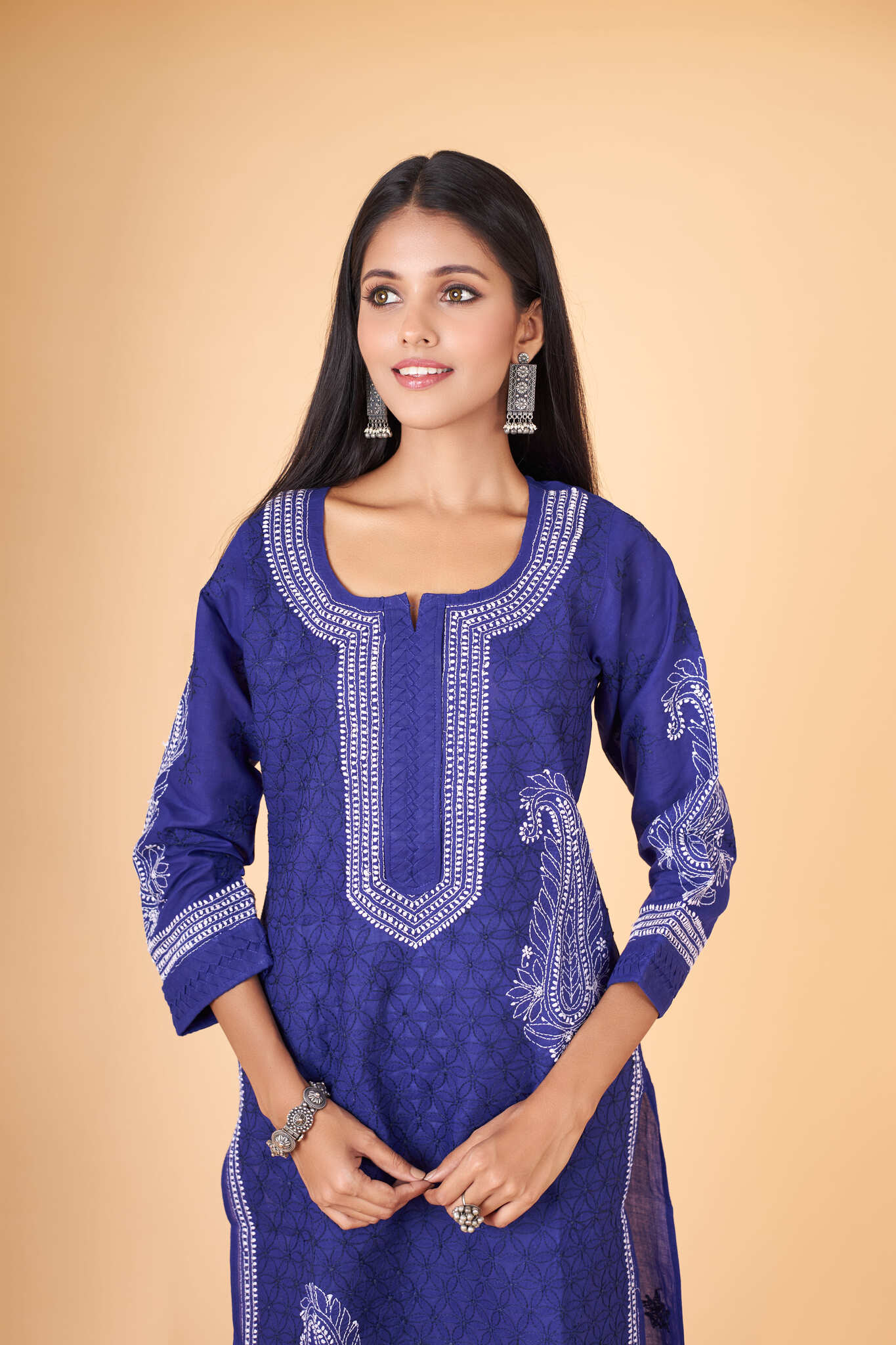 Arsh Handcrafted 2 Boota Front Jaal Pure Cotton Kurti - Image 2