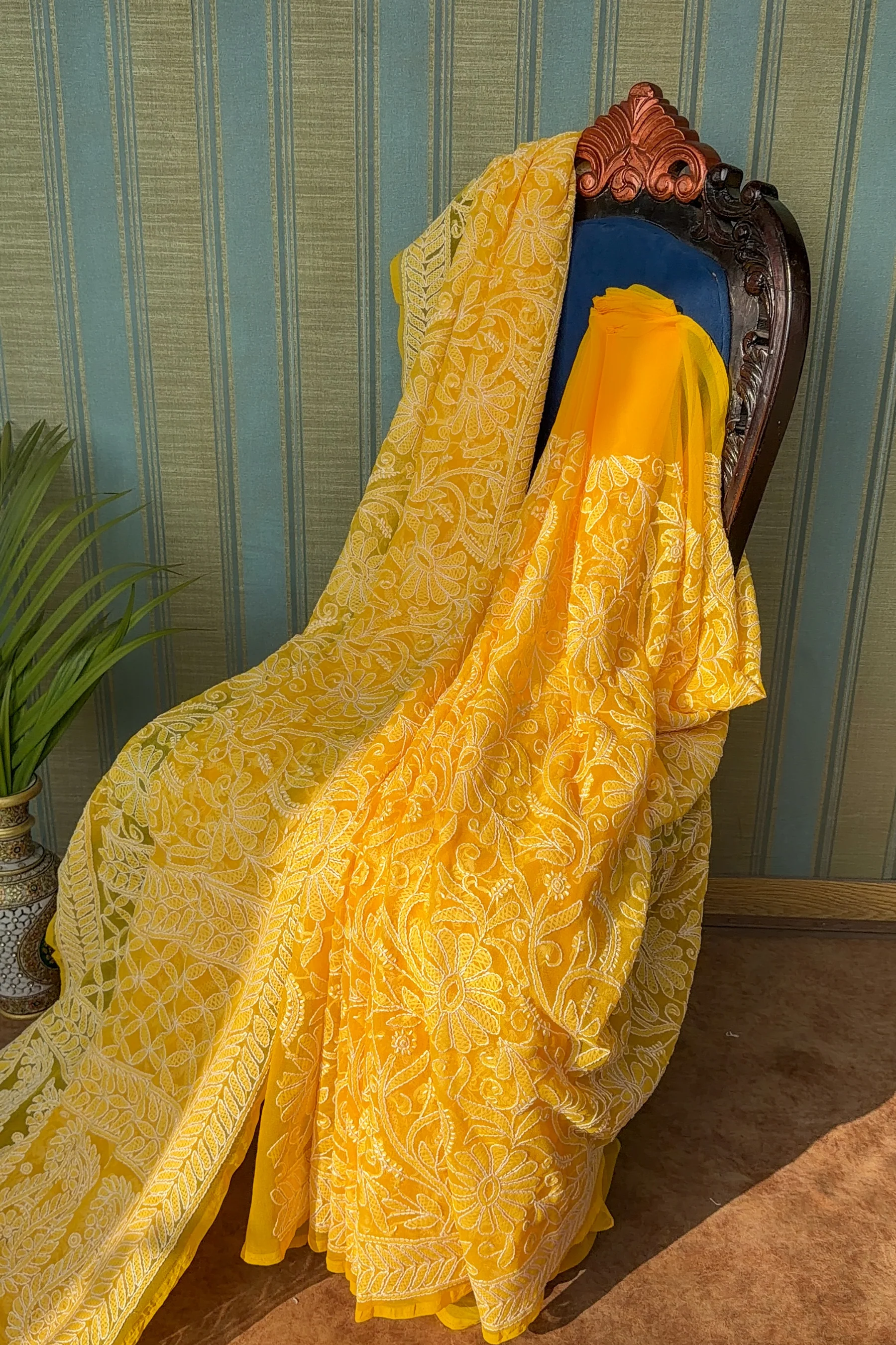 Arsh Handcrafted Georgette All Over Chikan Yellow Embroidered Saree - Image 3