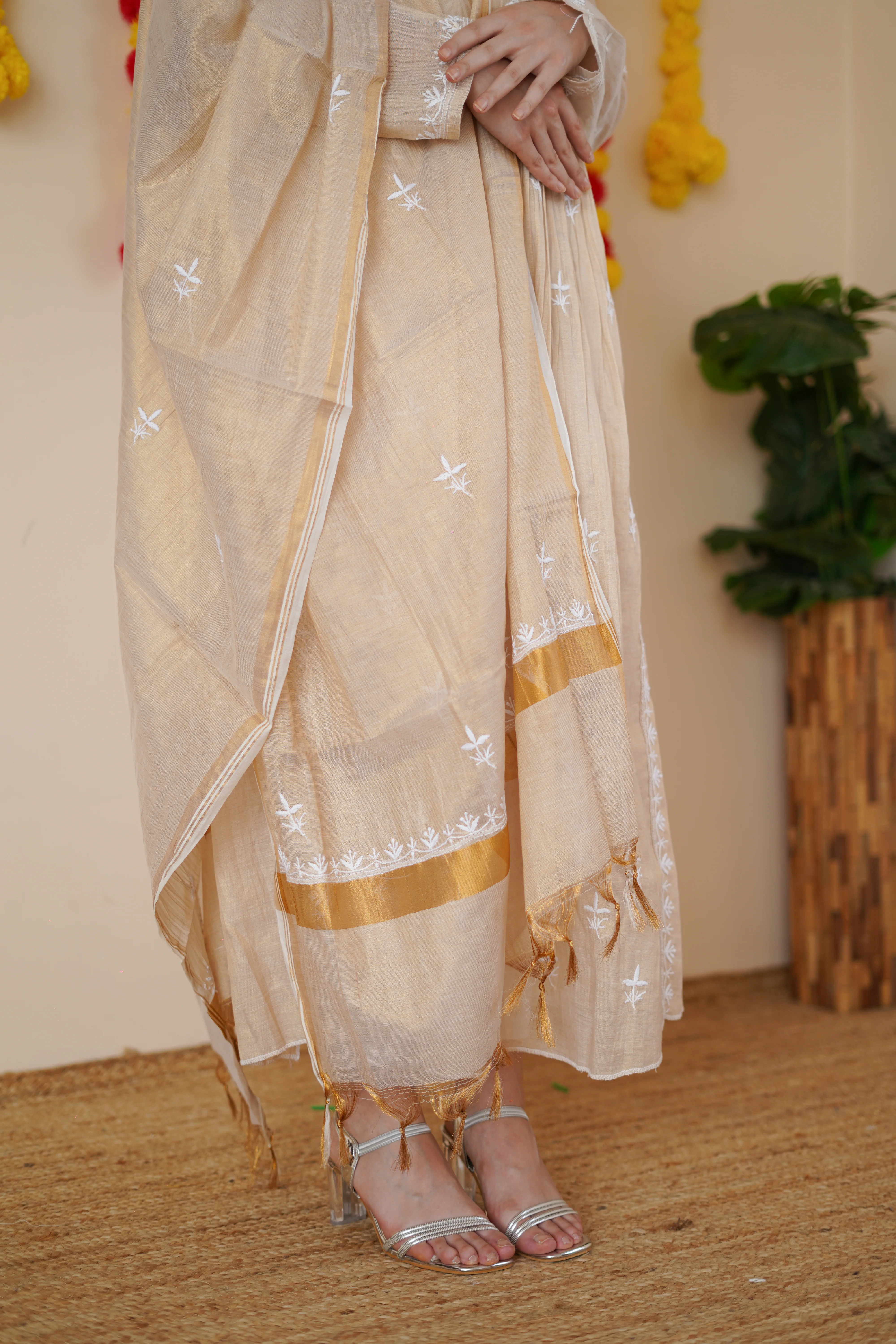 Arsh Handcrafted Pure Tissue Kurti and Dupatta Semi Stitched Set - Image 3