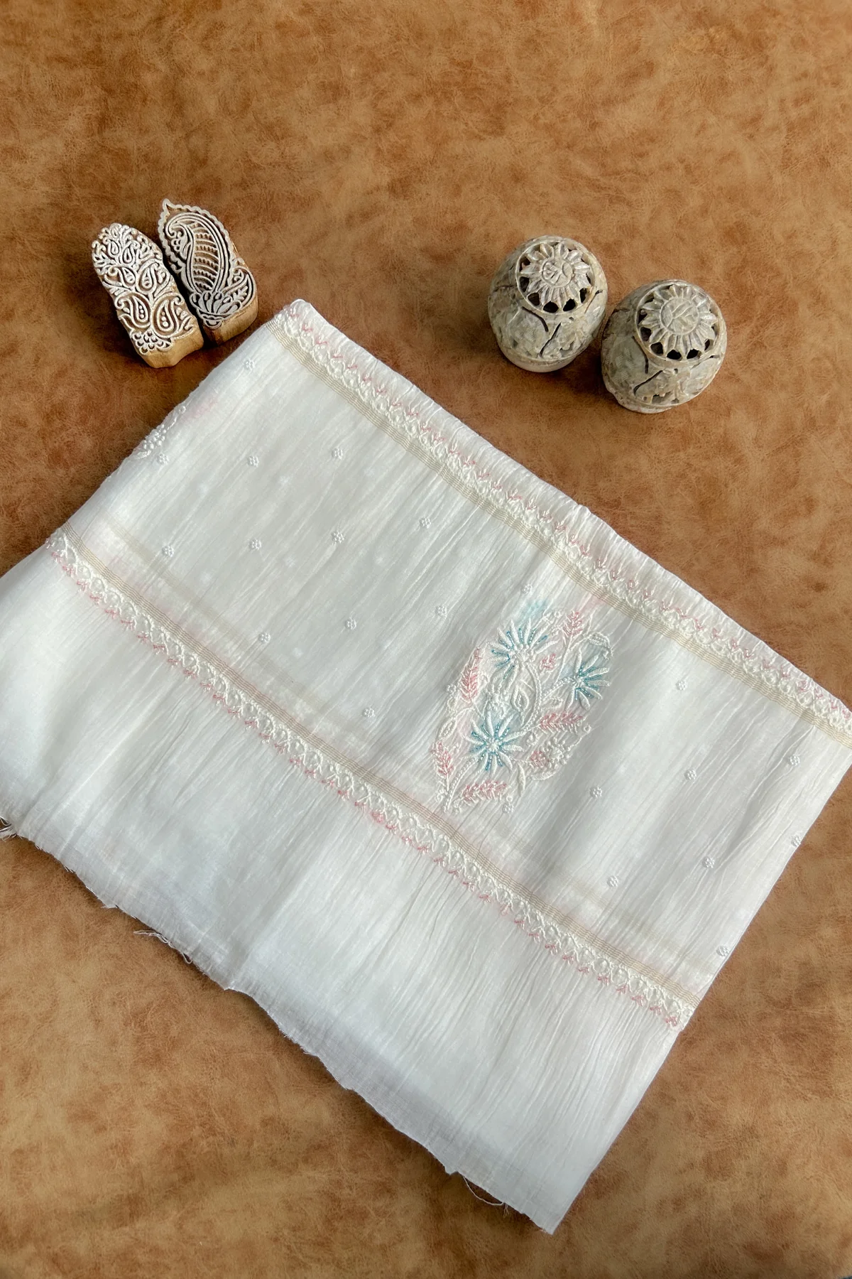 Arsh Handcrafted Mul Chanderi Unstitched Chikankari Kurti and Dupatta set - Image 5