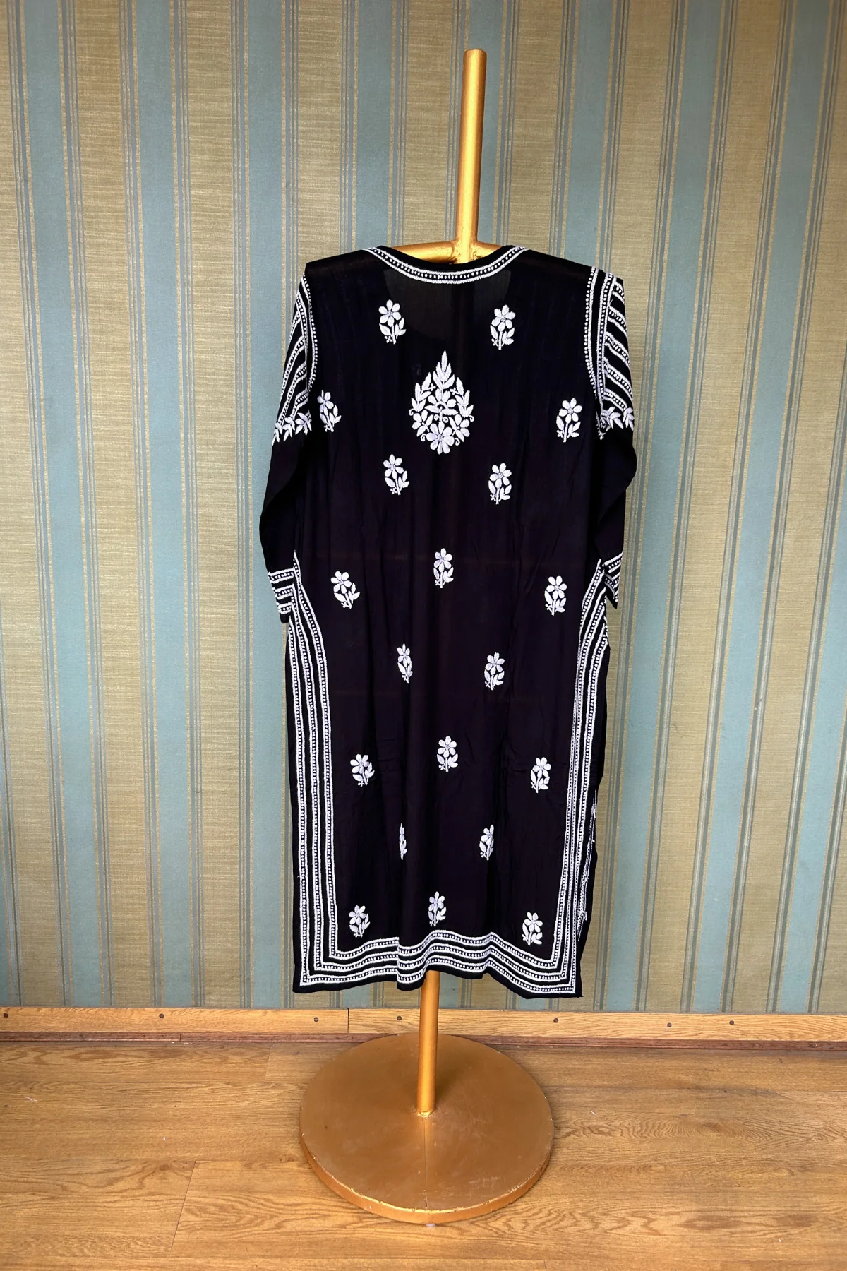 Arsh Handcrafted Black Modal Chikan Kurti - Image 6