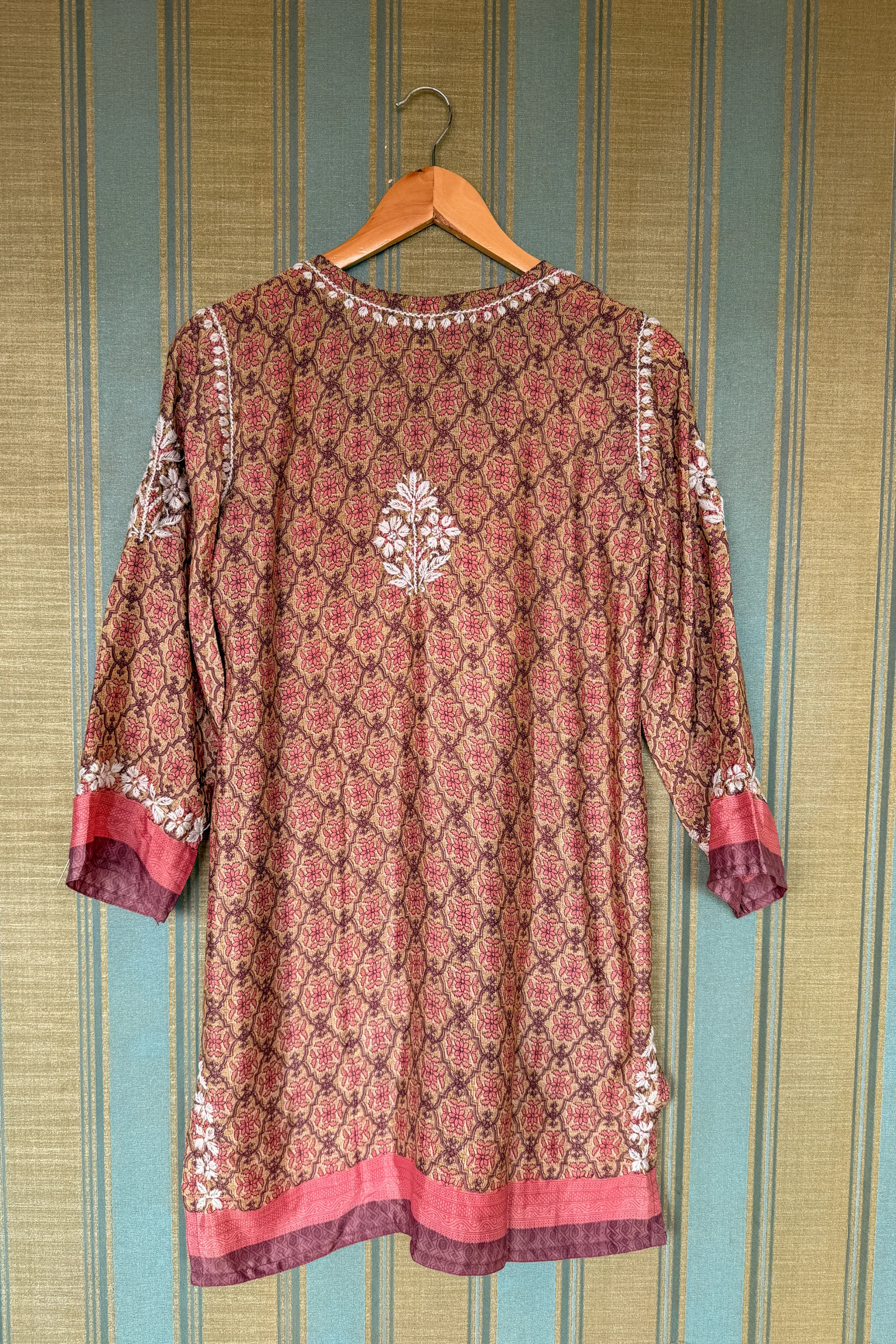 Arsh Handcrafted Printed Crepe Short Top - Image 2