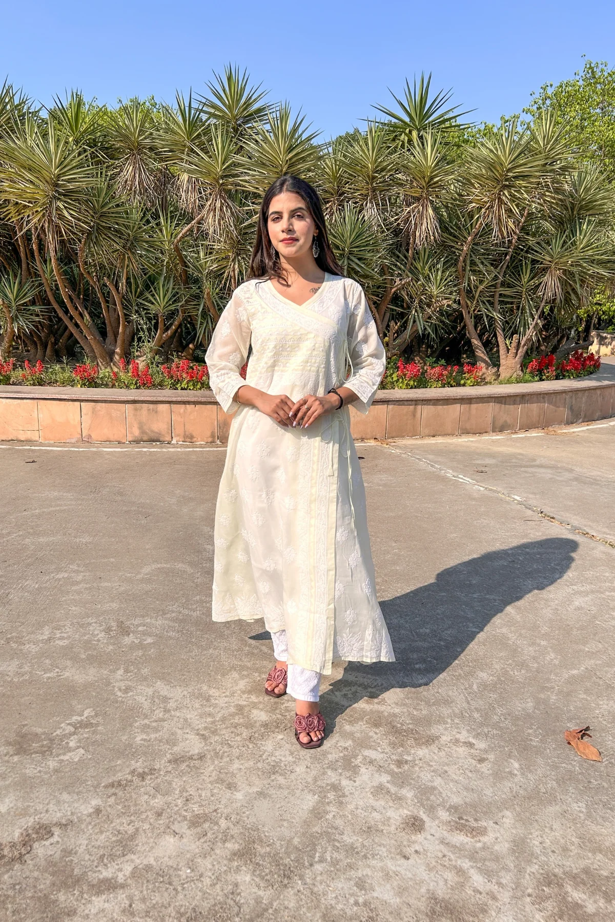 Arsh Handcrafted Pure Cotton Chikan Angarkha - Image 4