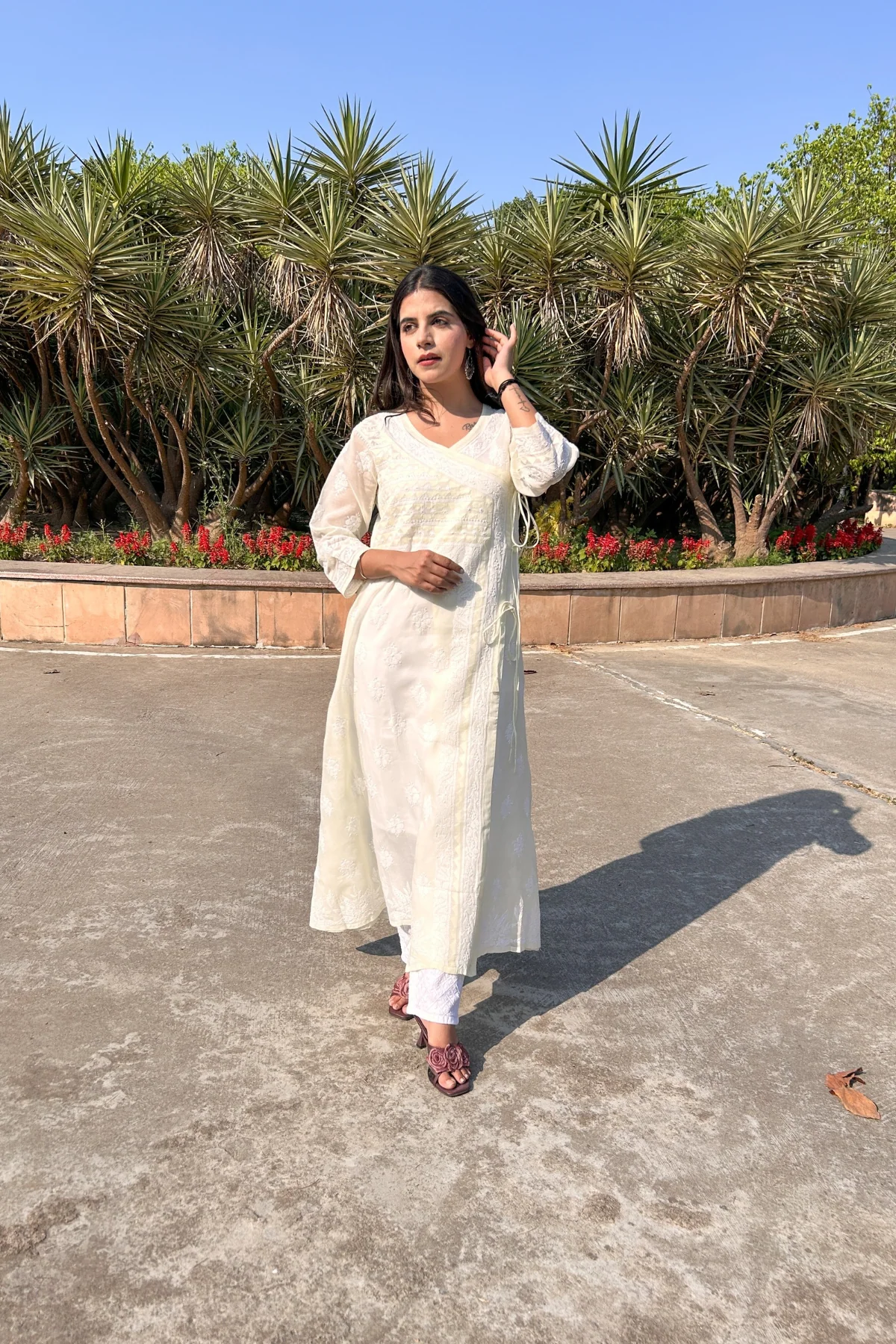 Arsh Handcrafted Pure Cotton Chikan Angarkha - Image 5