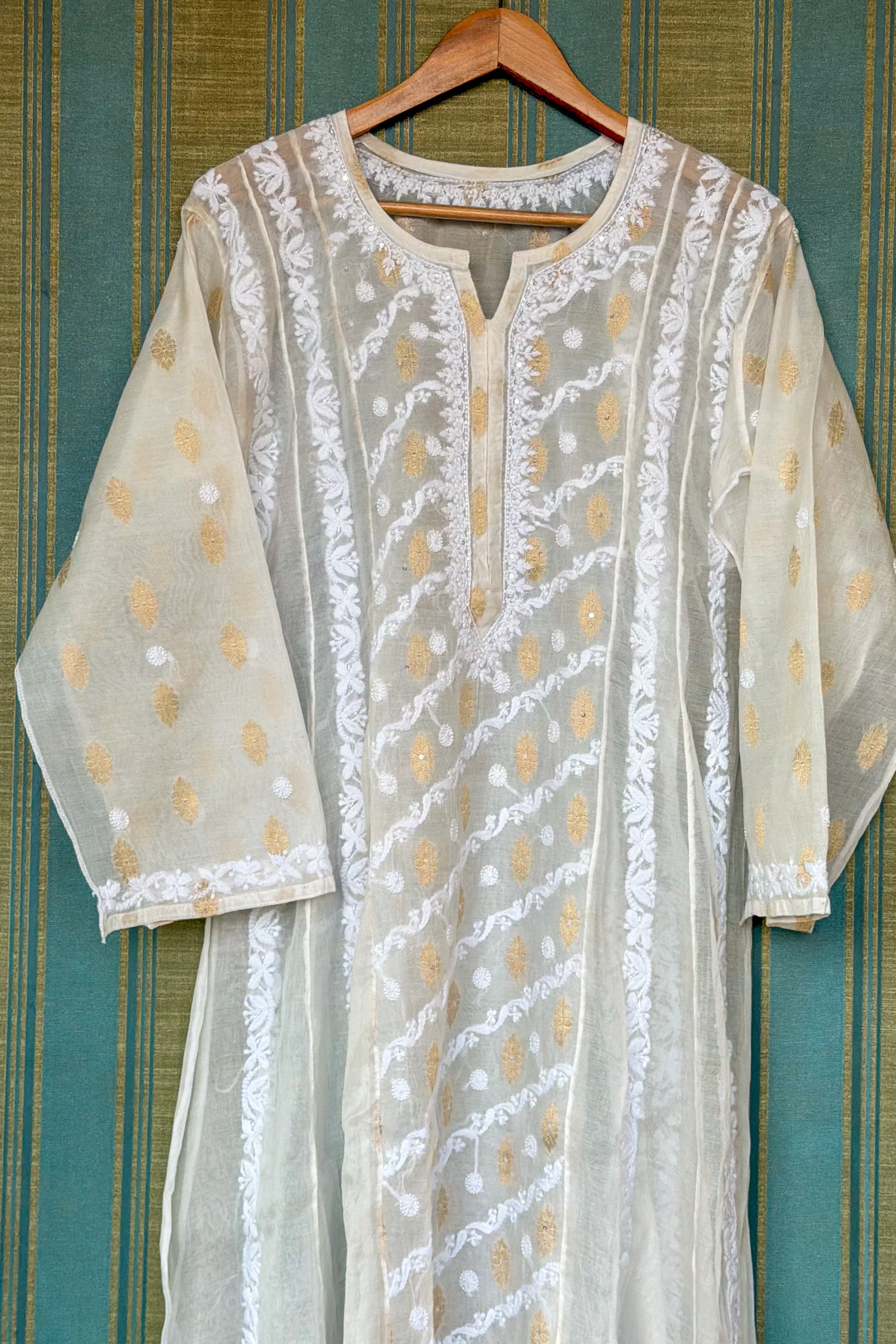 Arsh Handcrafted Pure Mul Chanderi Kurti and Dupatta Semi Stitched Set - Image 2