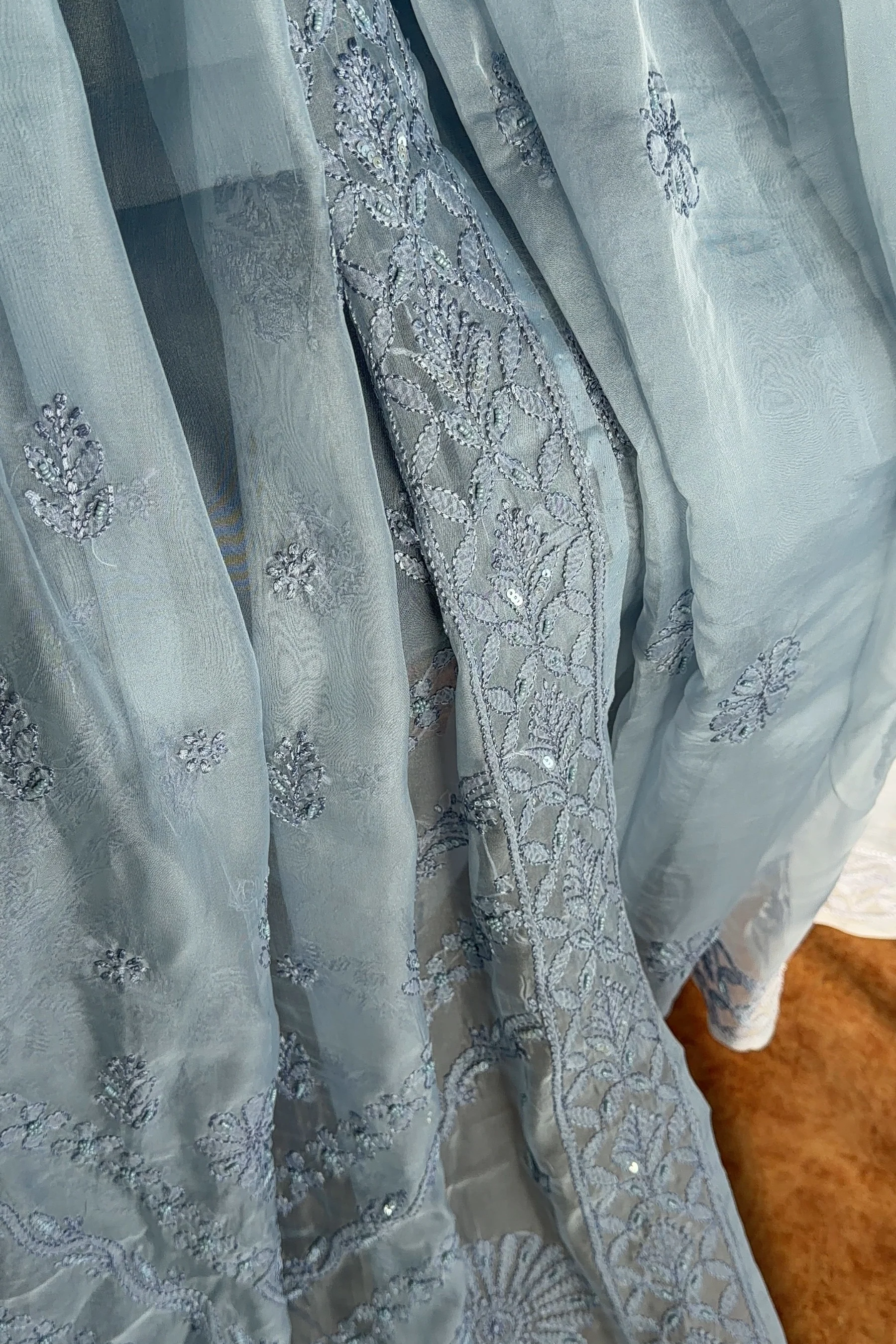 Arsh Handcrafted Organza Chikankari Fancy Saree - Image 4