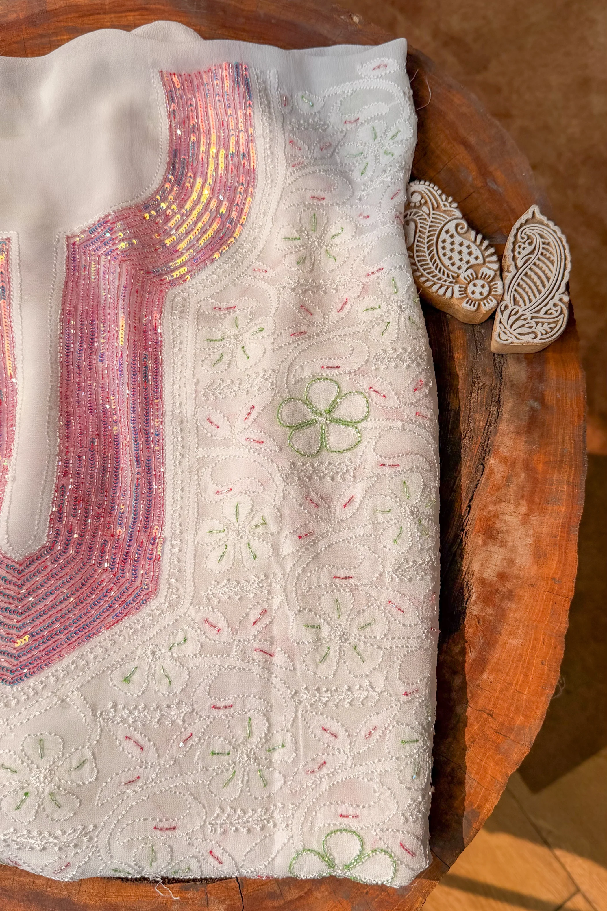 Arsh Handcrafted Pure Viscose Georgette Unstitched Chikankari 3pc Suit Set - Image 2