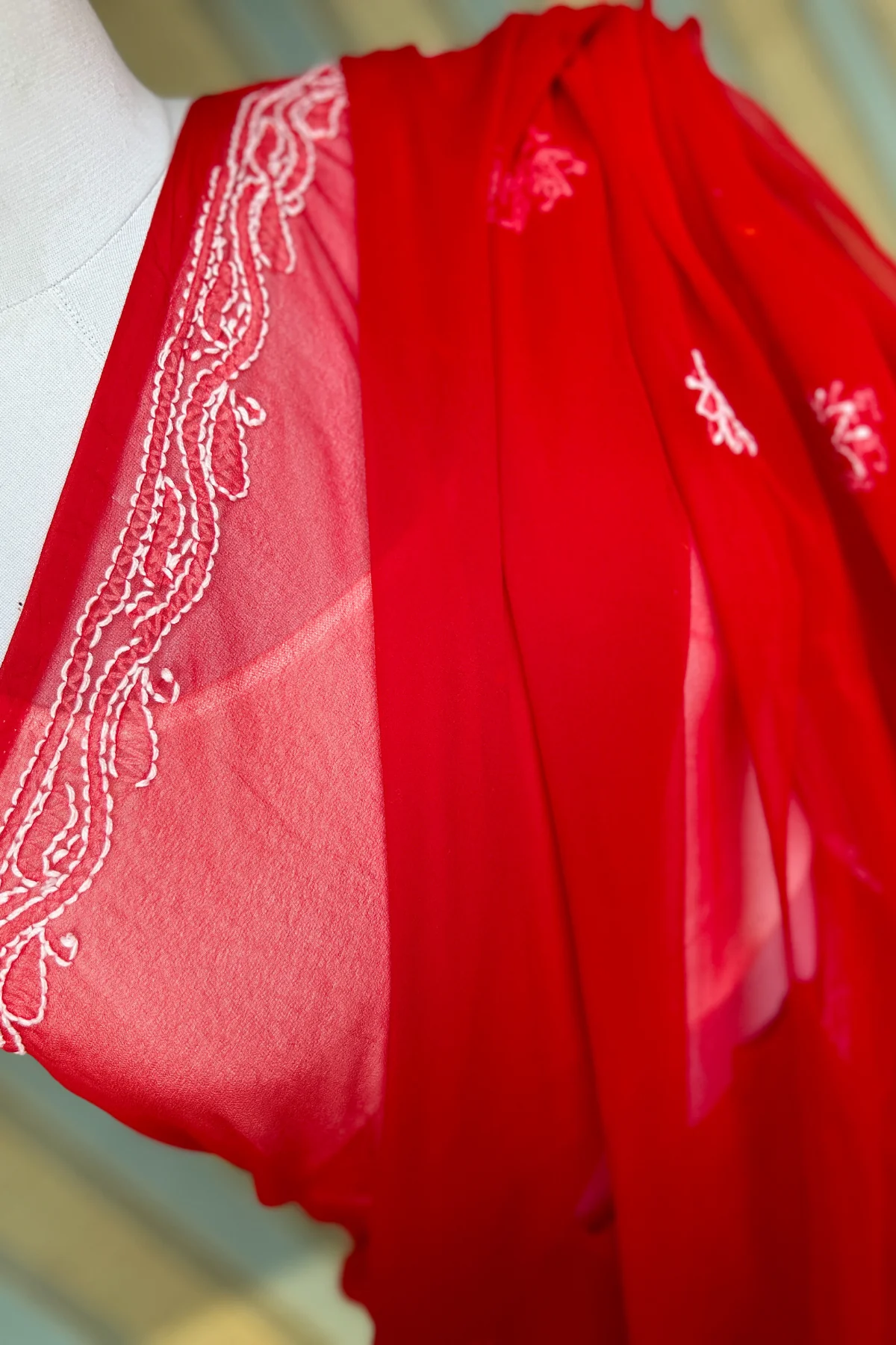 Arsh Handcrafted Semi Georgette Heavy Palla Red Chikan Embroidered Saree - Image 3