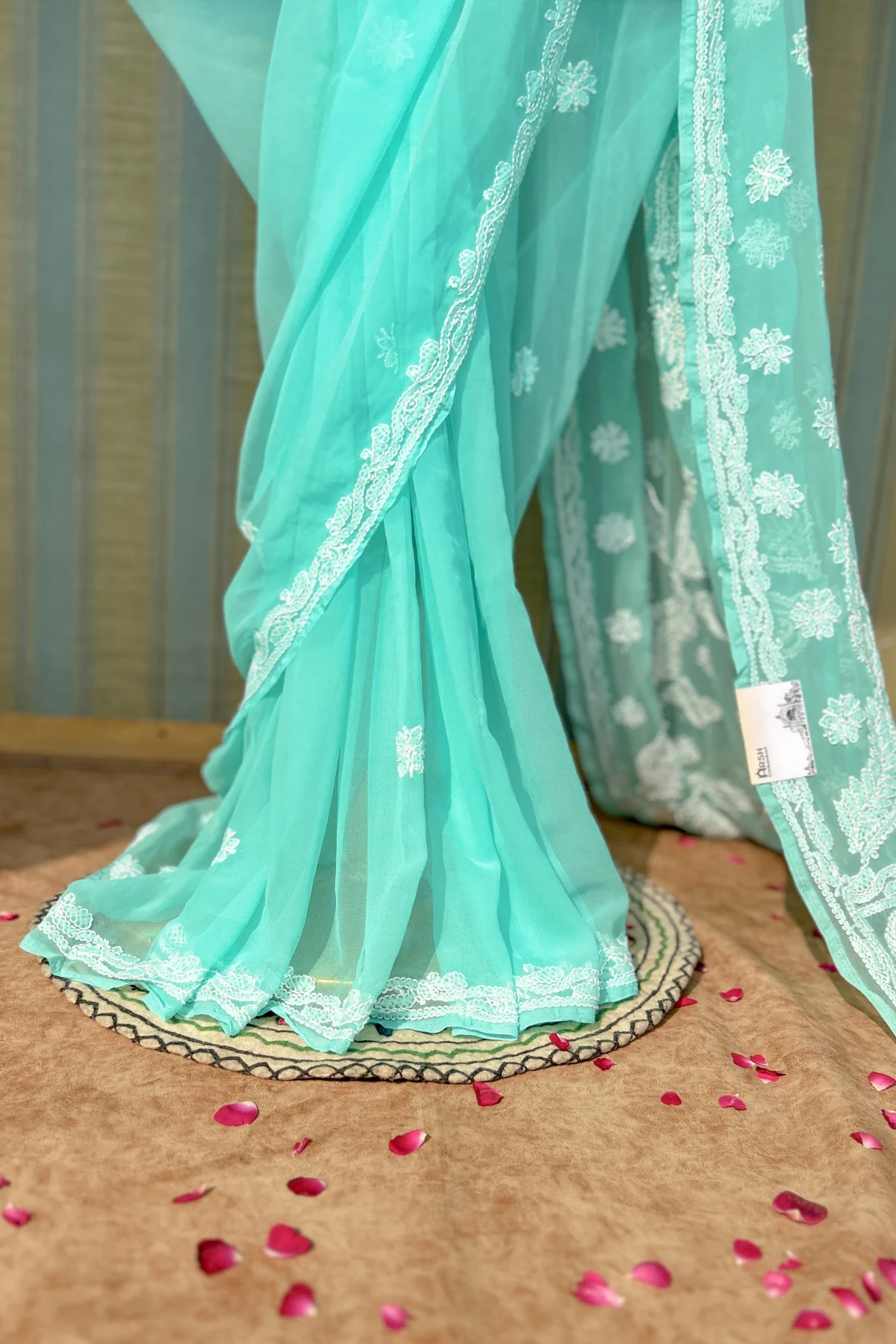 Arsh Handcrafted Semi Georgette Heavy Palla Turquoise Chikan Embroidered Saree - Image 5