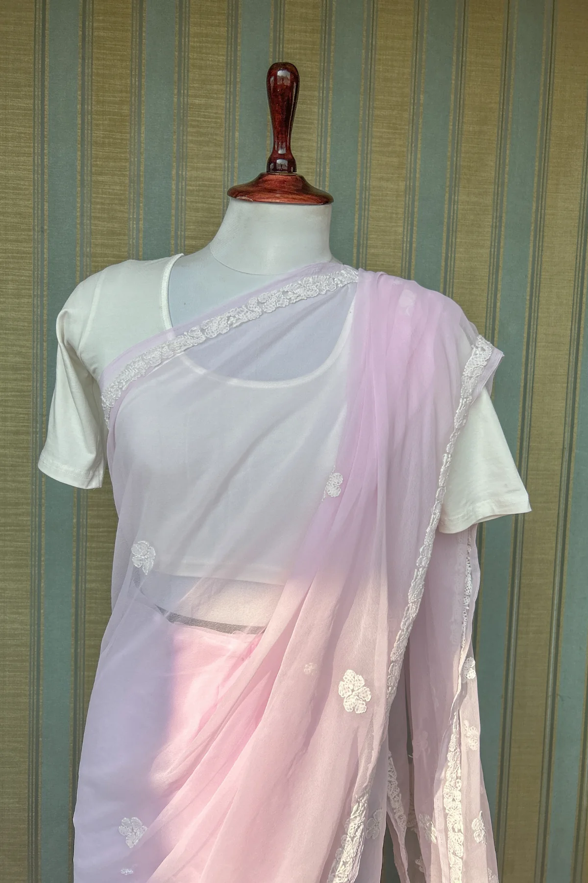 Arsh Handcrafted Semi Georgette Heavy Palla Pink Chikan Embroidered Saree - Image 2