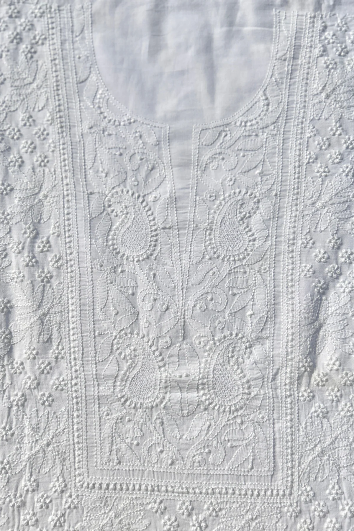 Arsh Hand Embroidered Pure Cotton Chikan Suit Pieces - Image 3