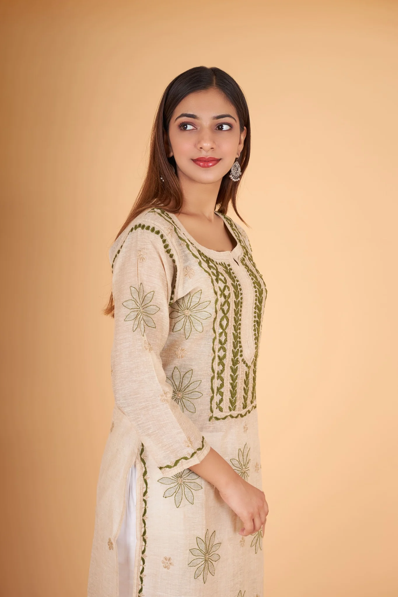 Arsh Handcrafted Gala Boota Khadi Cotton Kurti - Image 5