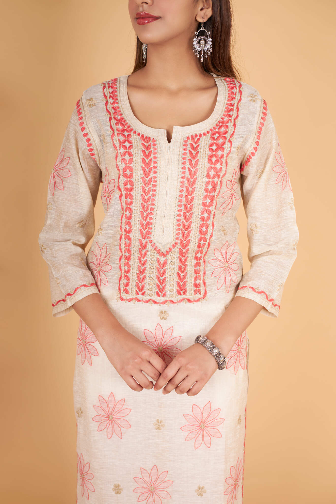 Arsh Handcrafted Gala Boota Khadi Cotton Kurti - Image 3