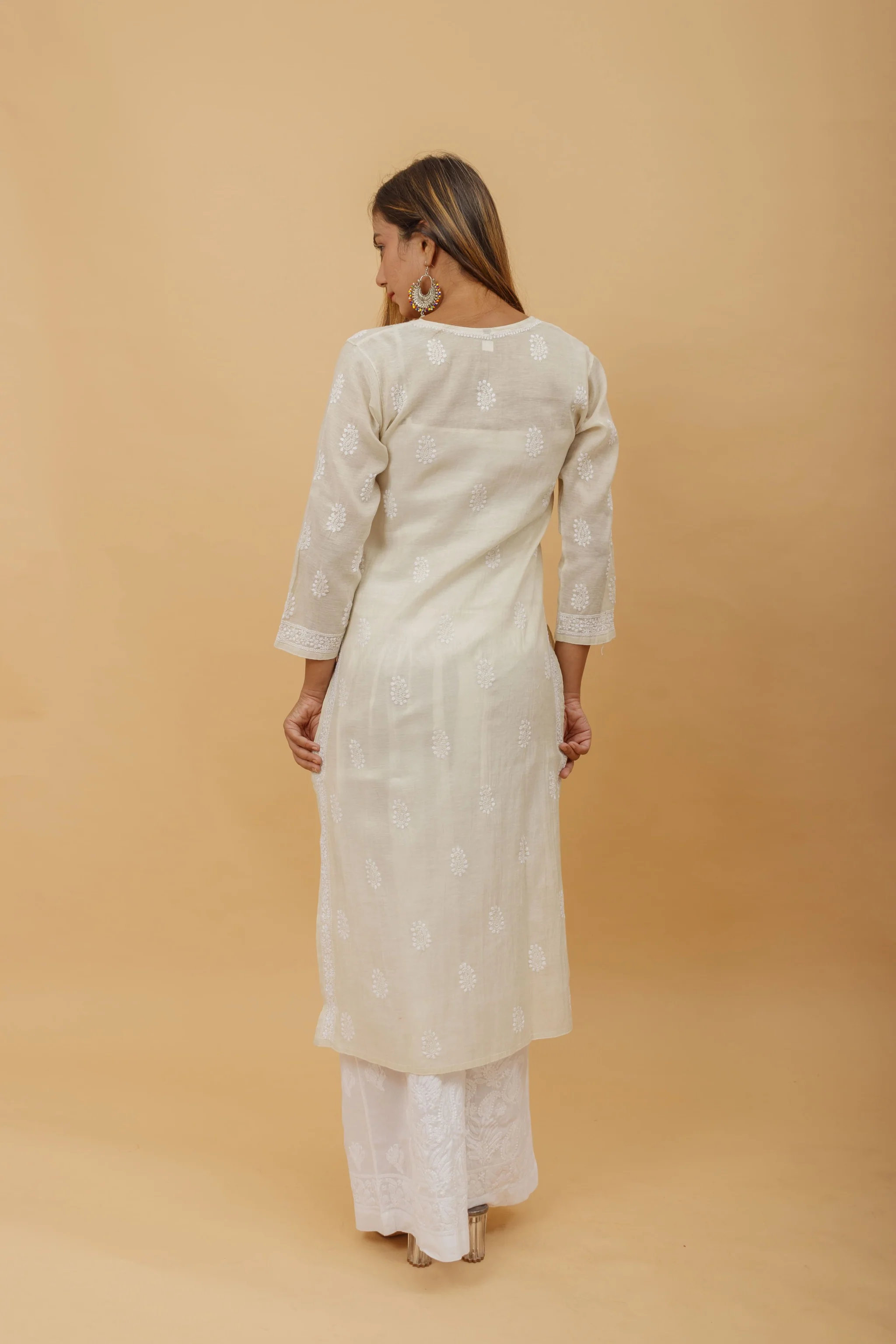 Arsh Handcrafted Tissue Chanderi Chikankari Kurti - Image 4