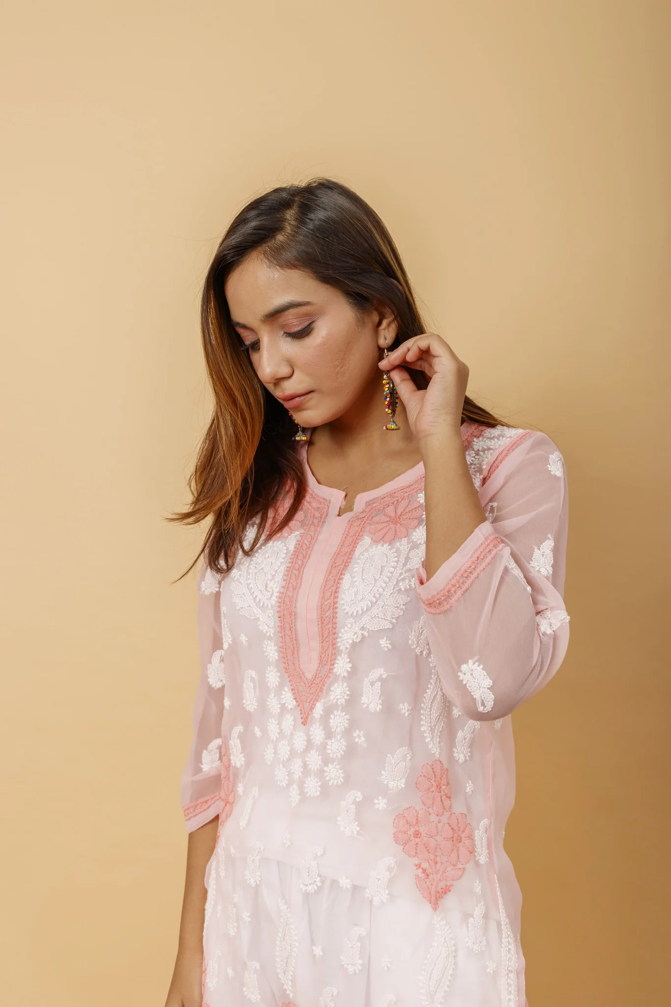 Arsh Handcrafted Peach Semi Georgette Chikan Kurti - Image 2
