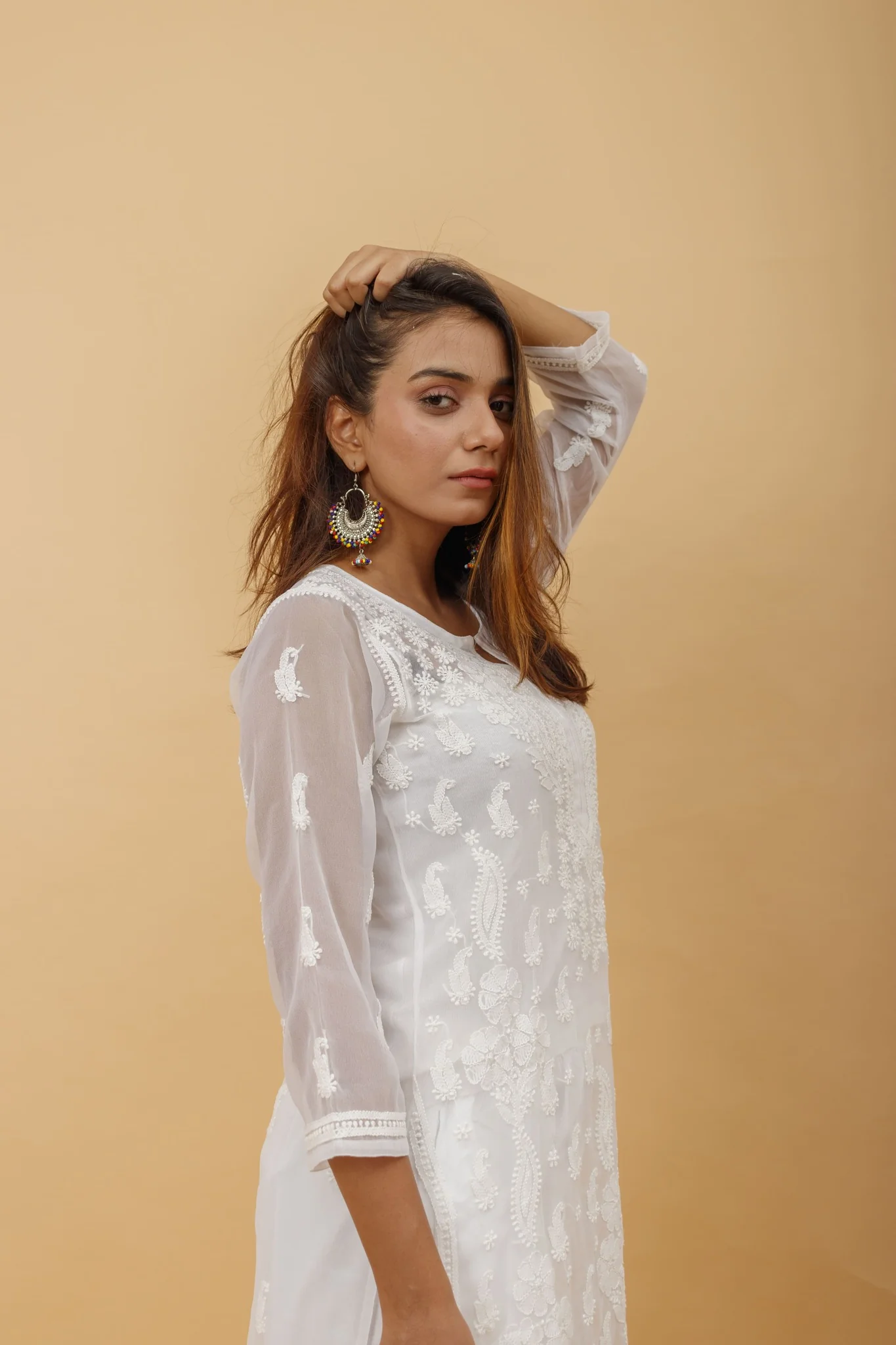 Arsh Handcrafted White Semi Georgette Chikan Kurti - Image 3