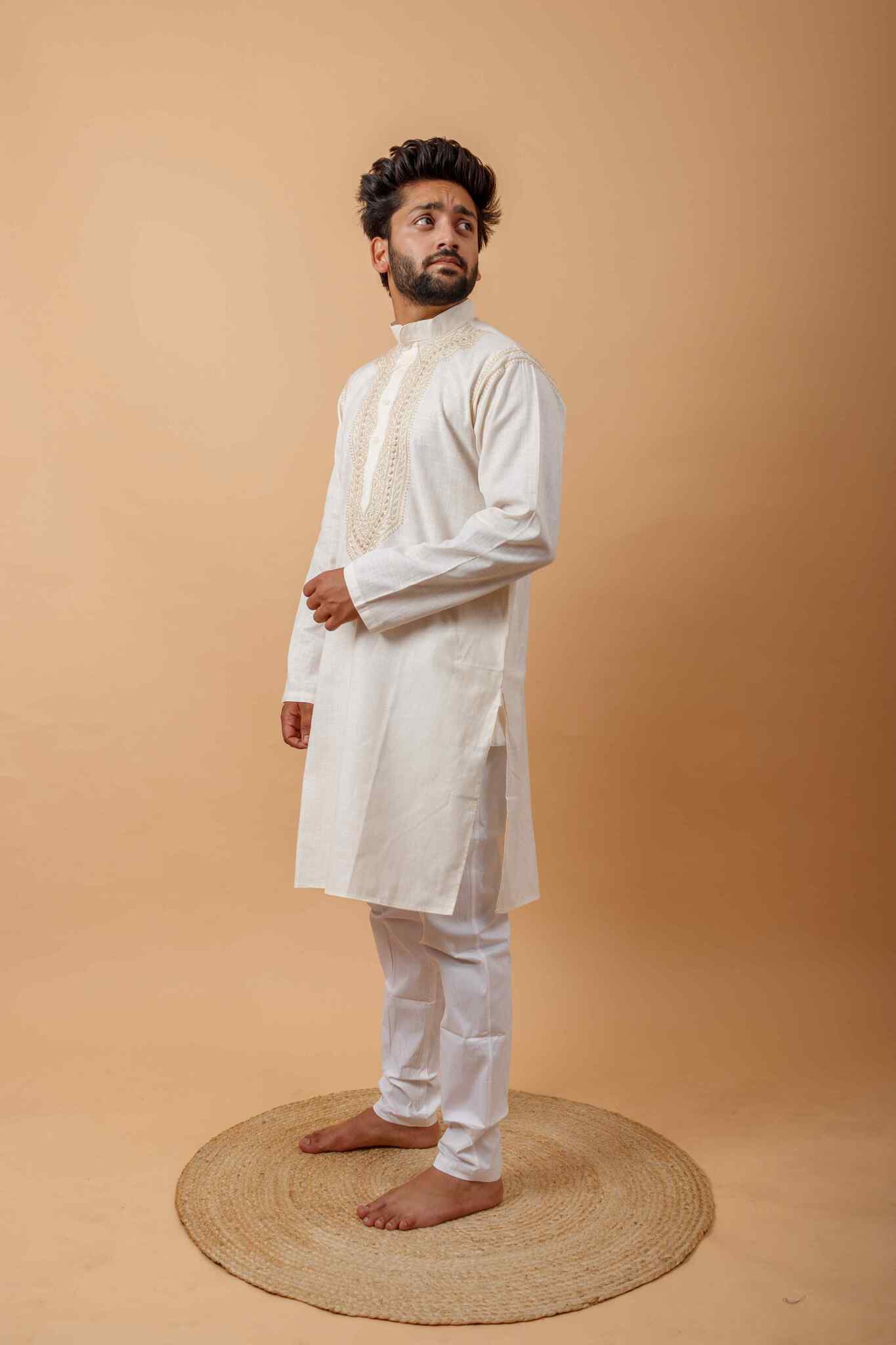 Arsh Handcrafted Off White Neck Embroidered Pure Cotton Men's Kurta - Image 5