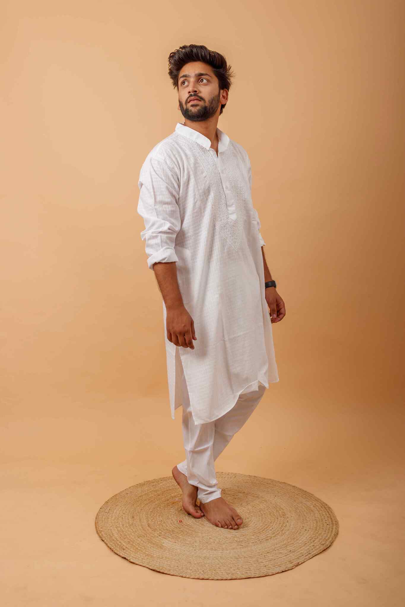 Arsh Handcrafted Self-Checked Hand Embroidered Pure Cotton Men's Kurta - Image 4