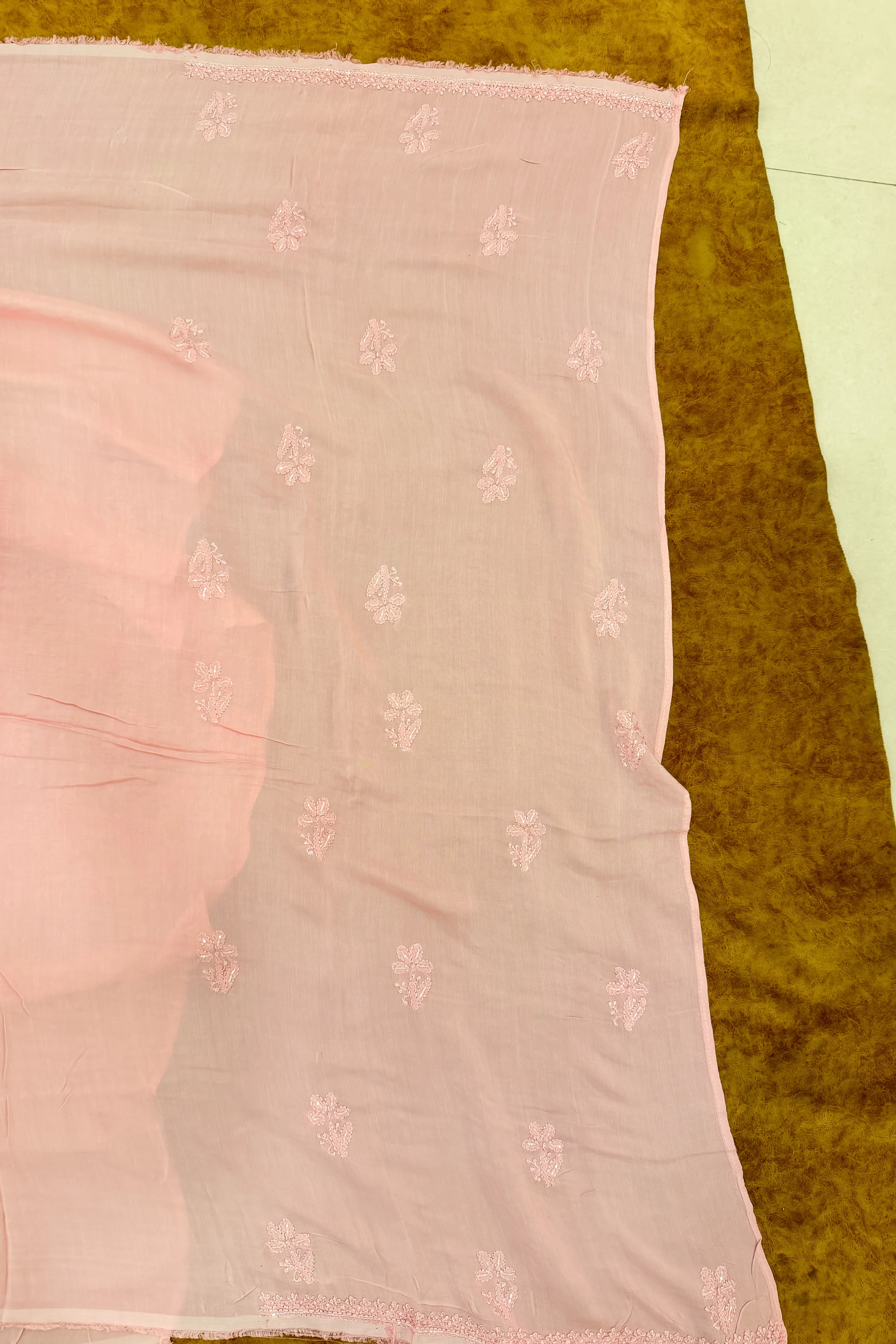 Arsh Handcrafted Pure Muslin Unstitched Chikankari 3pc Suit Set - Image 4