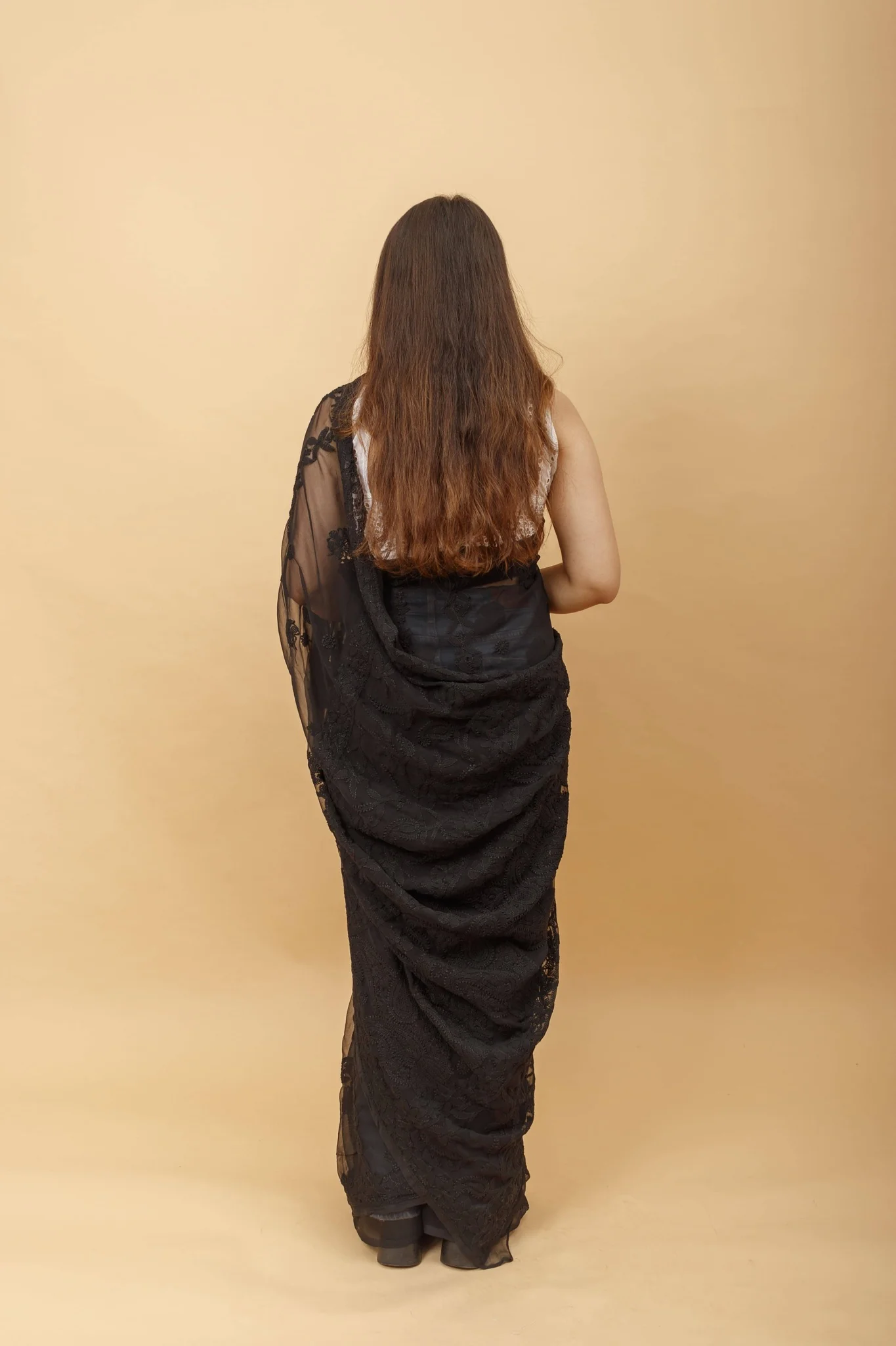 Arsh Handcrafted Semi Georgette Heavy Chikan Emrboidered Saree - Image 4