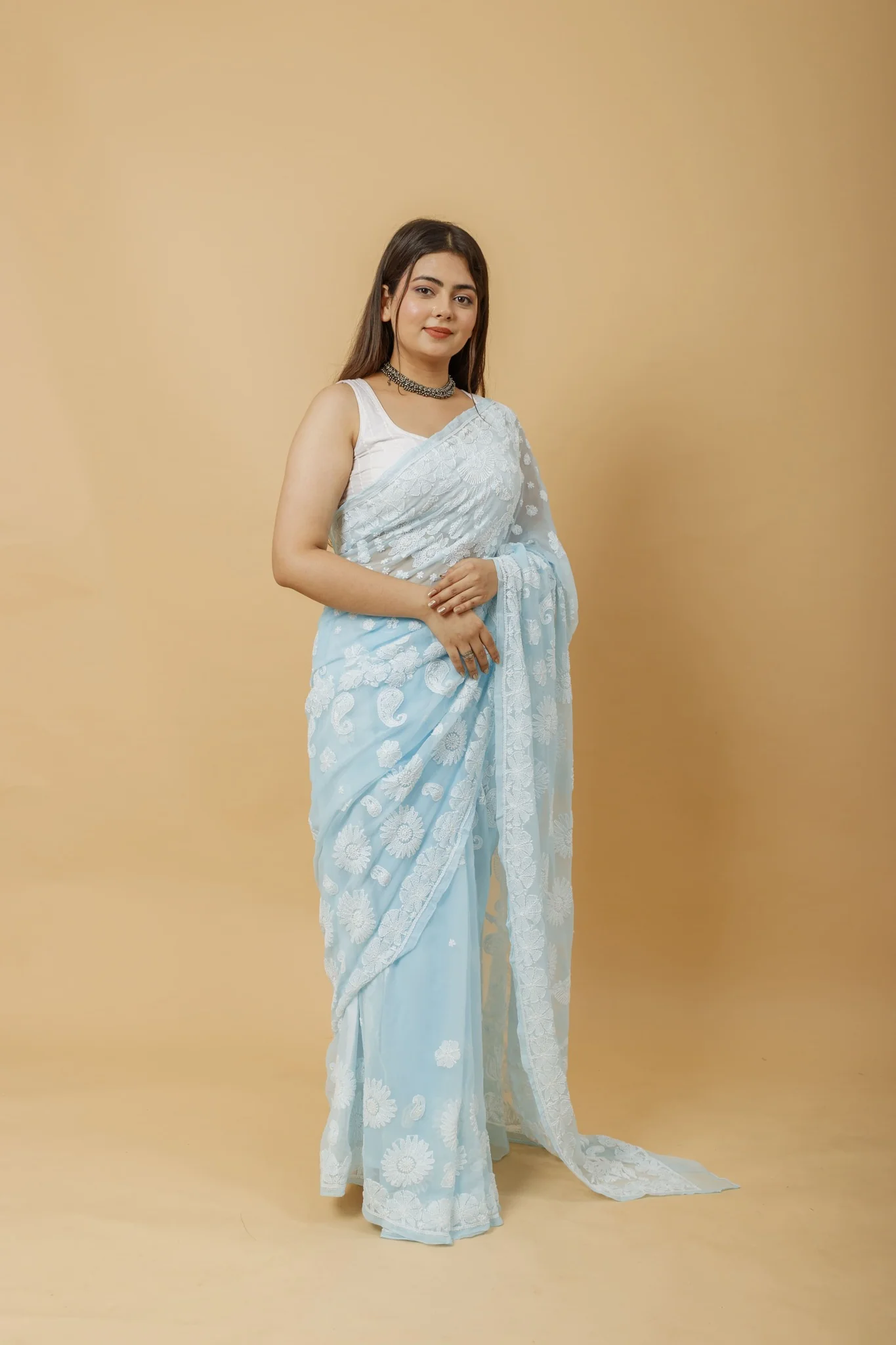 Arsh Handcrafted Semi Georgette Palla Chadi All Over Chikan Embroidered Saree - Image 3