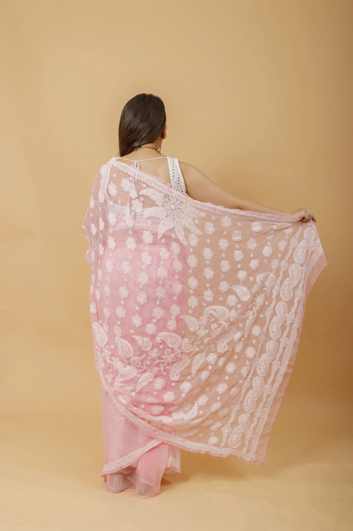 Arsh Handcrafted Semi Georgette Heavy Palla Chikan Embroidered Saree - Image 3