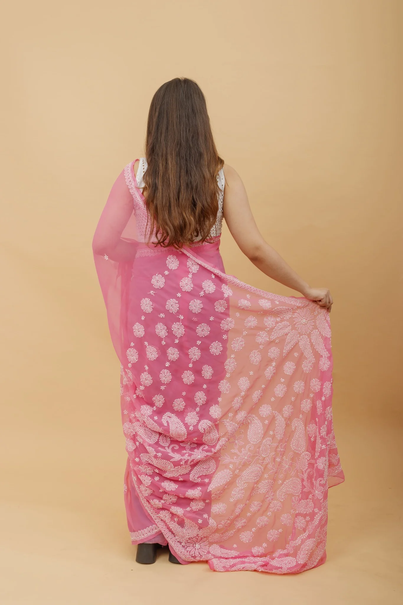 Arsh Handcrafted Semi Georgette Heavy Palla Chikan Embroidered Saree - Image 2