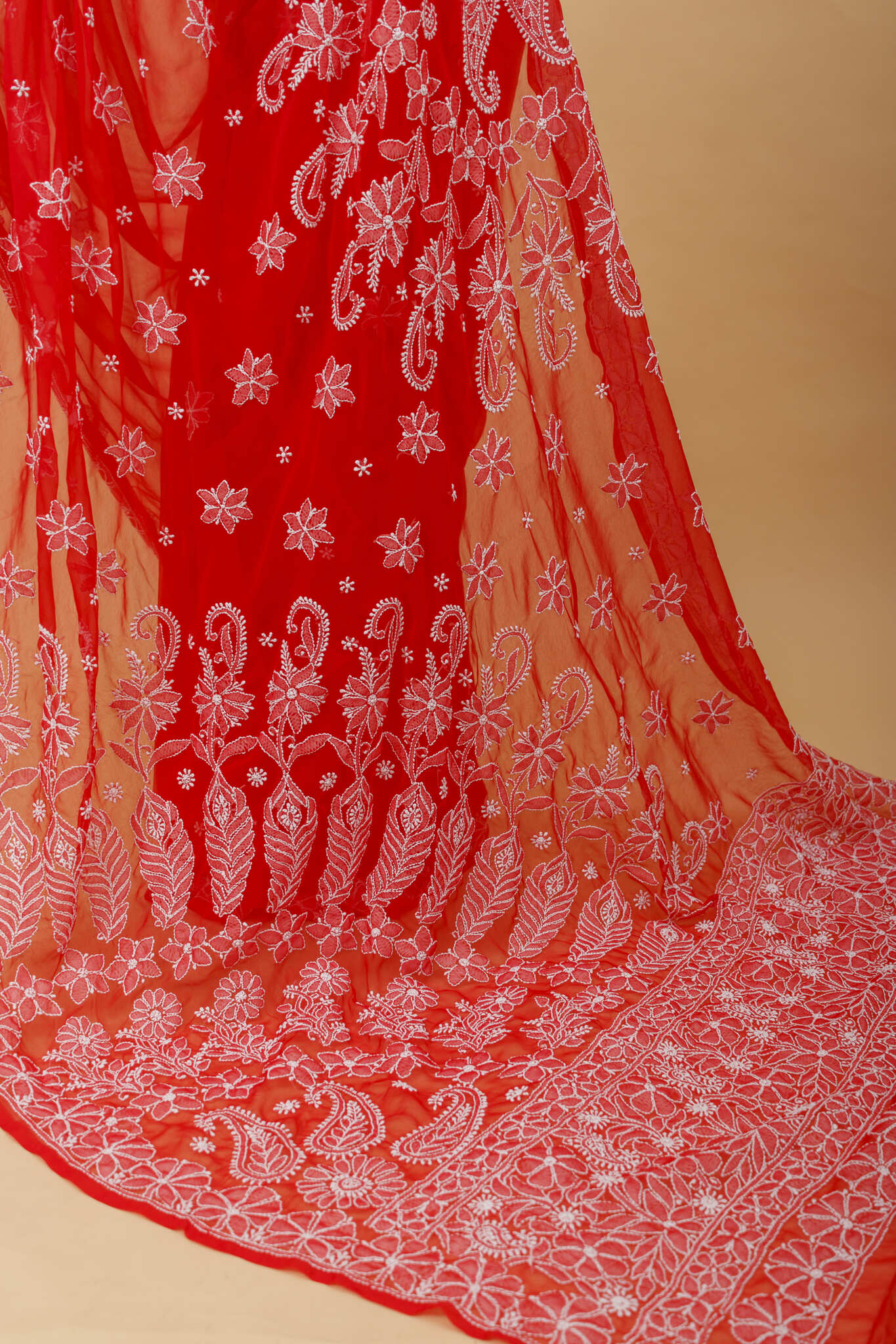 Arsh Handcrafted Semi Georgette Heavy Palla Chikan Embroidered Saree - Image 4