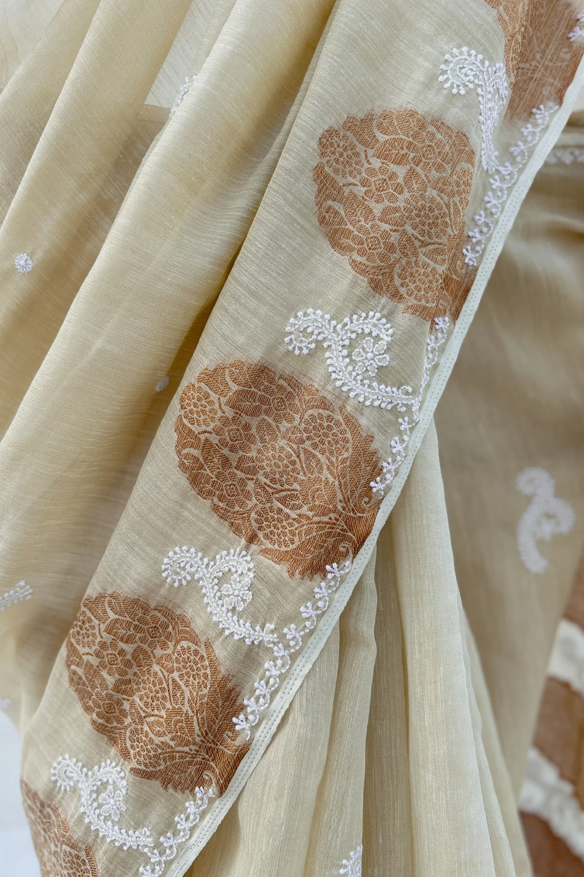 Arsh Handcrafted Boota Skirt Jaal Chikankari Pure Tissue Saree - Image 5