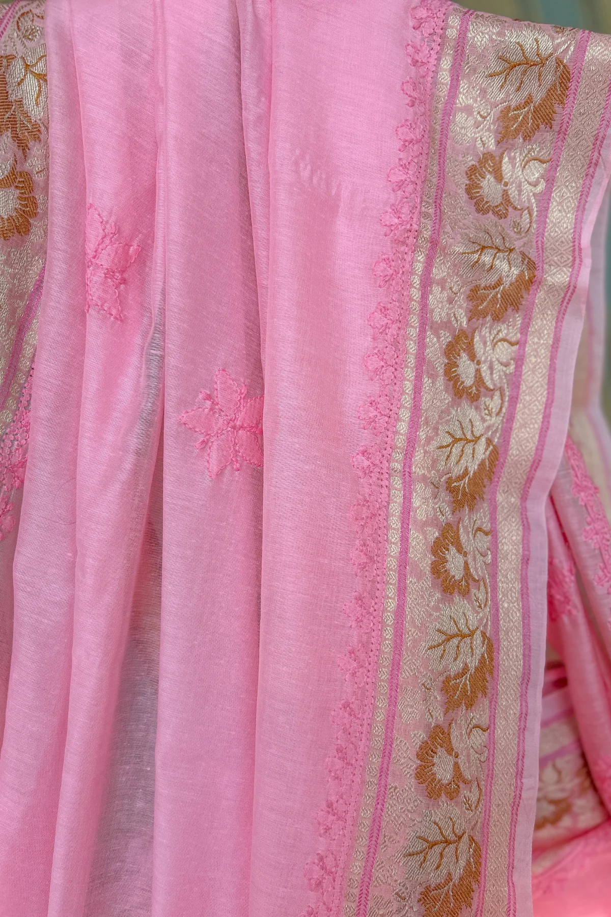 Arsh handcrafted Chikan Banarasi Linen Silk Saree - Image 3