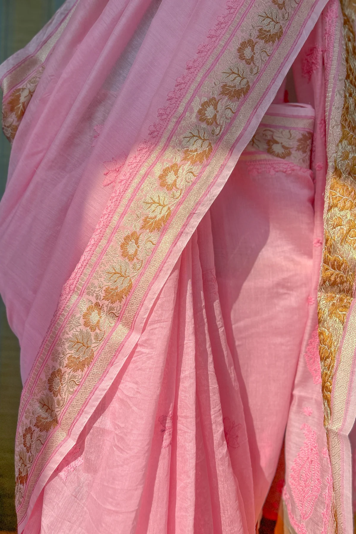 Arsh handcrafted Chikan Banarasi Linen Silk Saree - Image 4