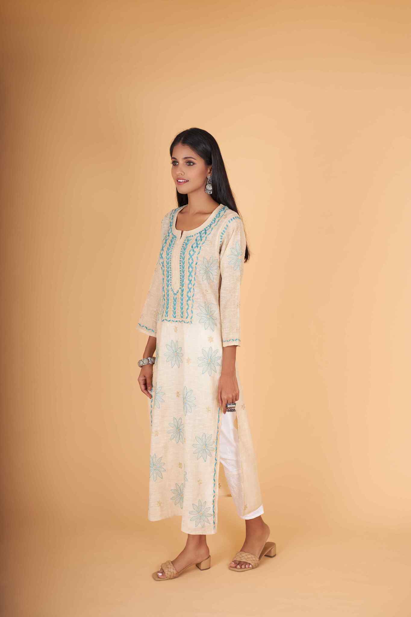 Arsh Handcrafted Gala Boota Khadi Cotton Kurti - Image 3