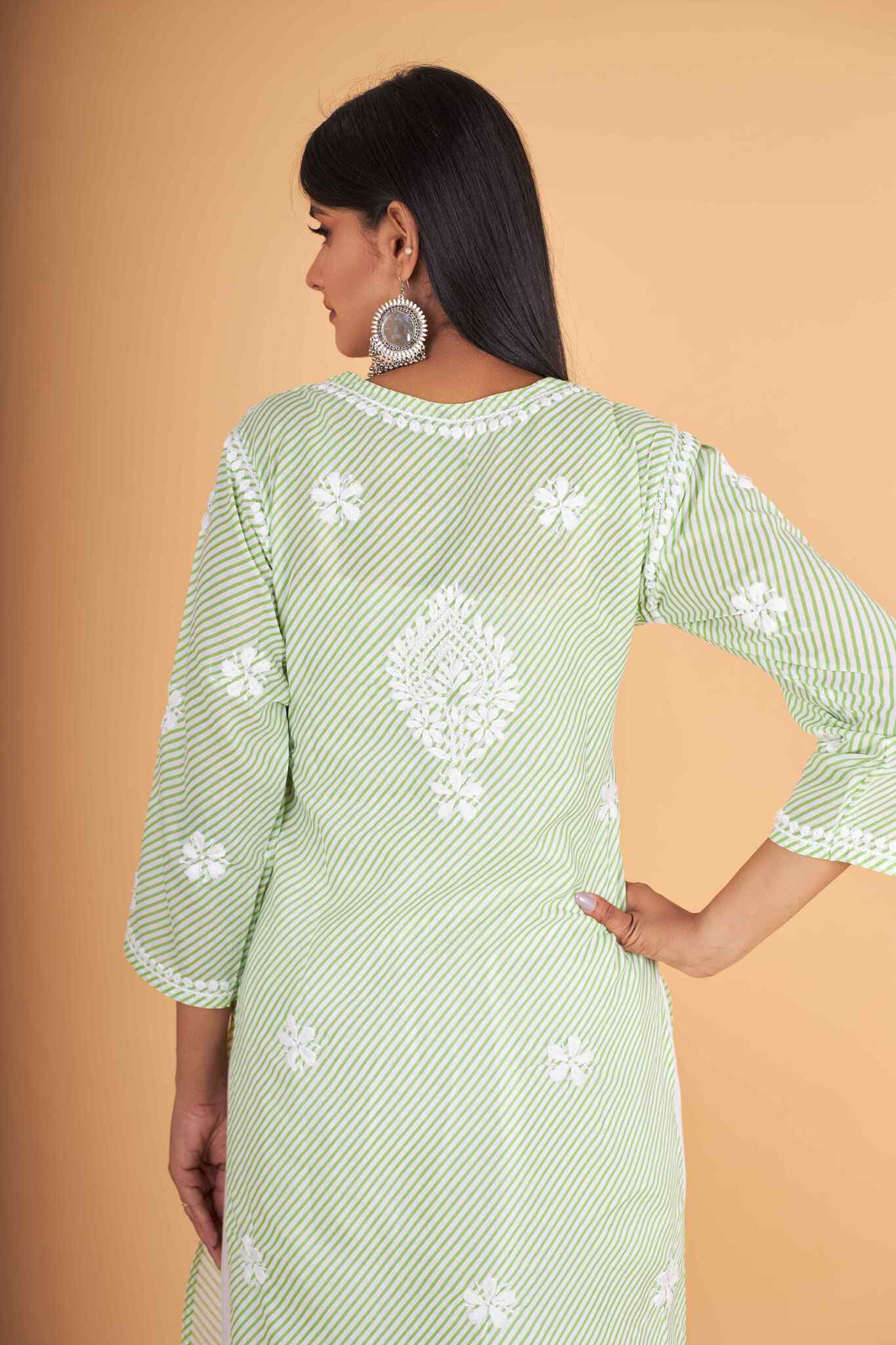 Arsh Handcrafted Leheriya Print Pure Cotton Chikan Kurti - Image 4