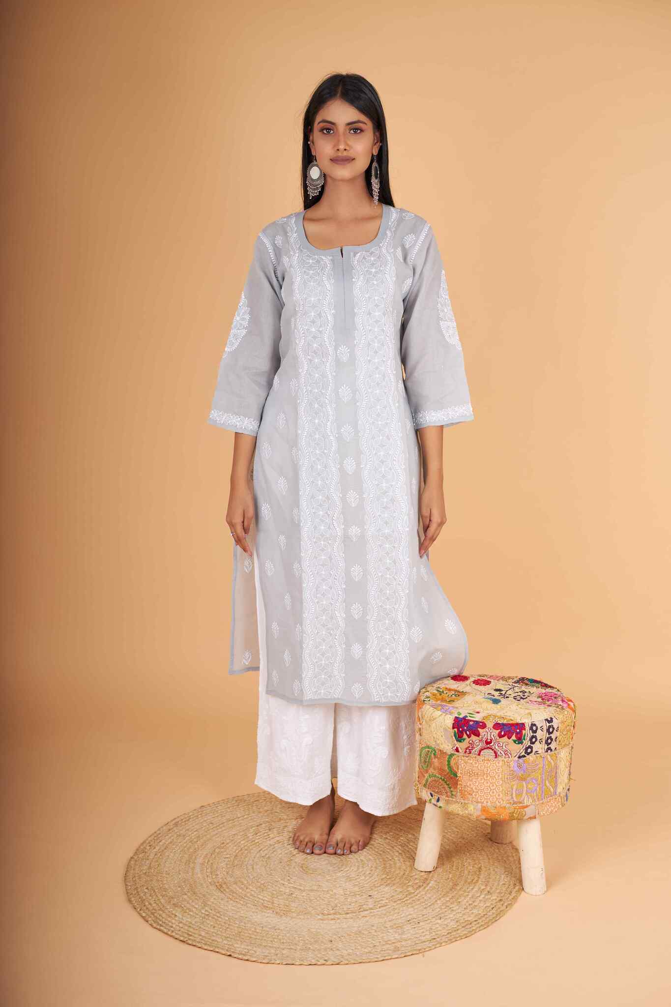 Arsh Handcrafted Grey Pure Cotton Chikan Kurti - Image 5